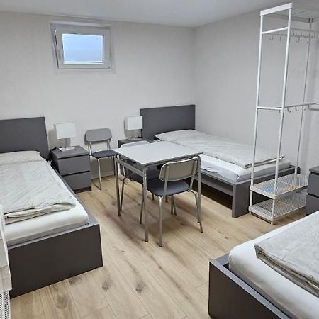Workers Heaven Monteur - Arbeiter Zimmer 로라흐 외부 사진